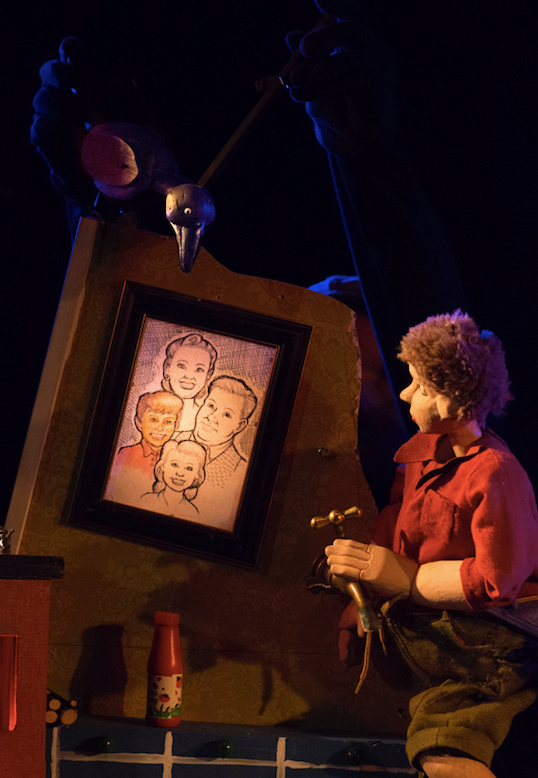 Poika ja Korppi A Kuninkaallisen nukketeatterin arkisto